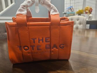 New purse with box