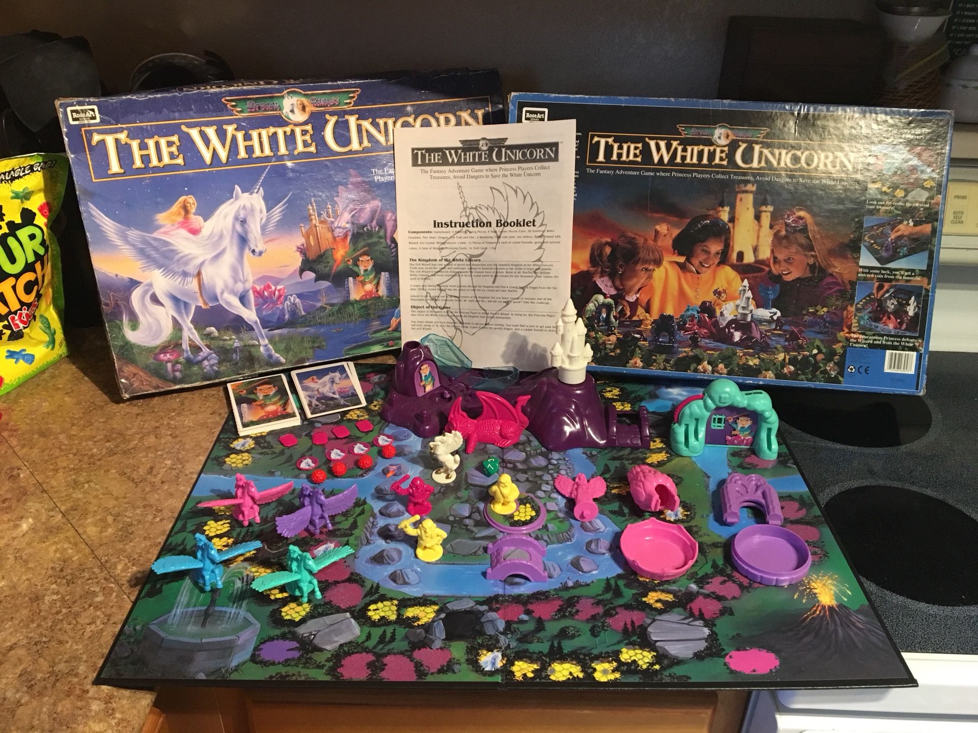 RARE VINTAGE 90s Fantasy Board Game RoseArt “The White Unicorn”