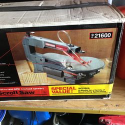 Scroll Saw Almost New 