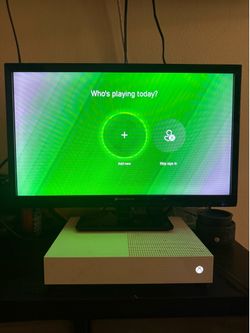 Xbox One S + Monitor + Xbox Controller