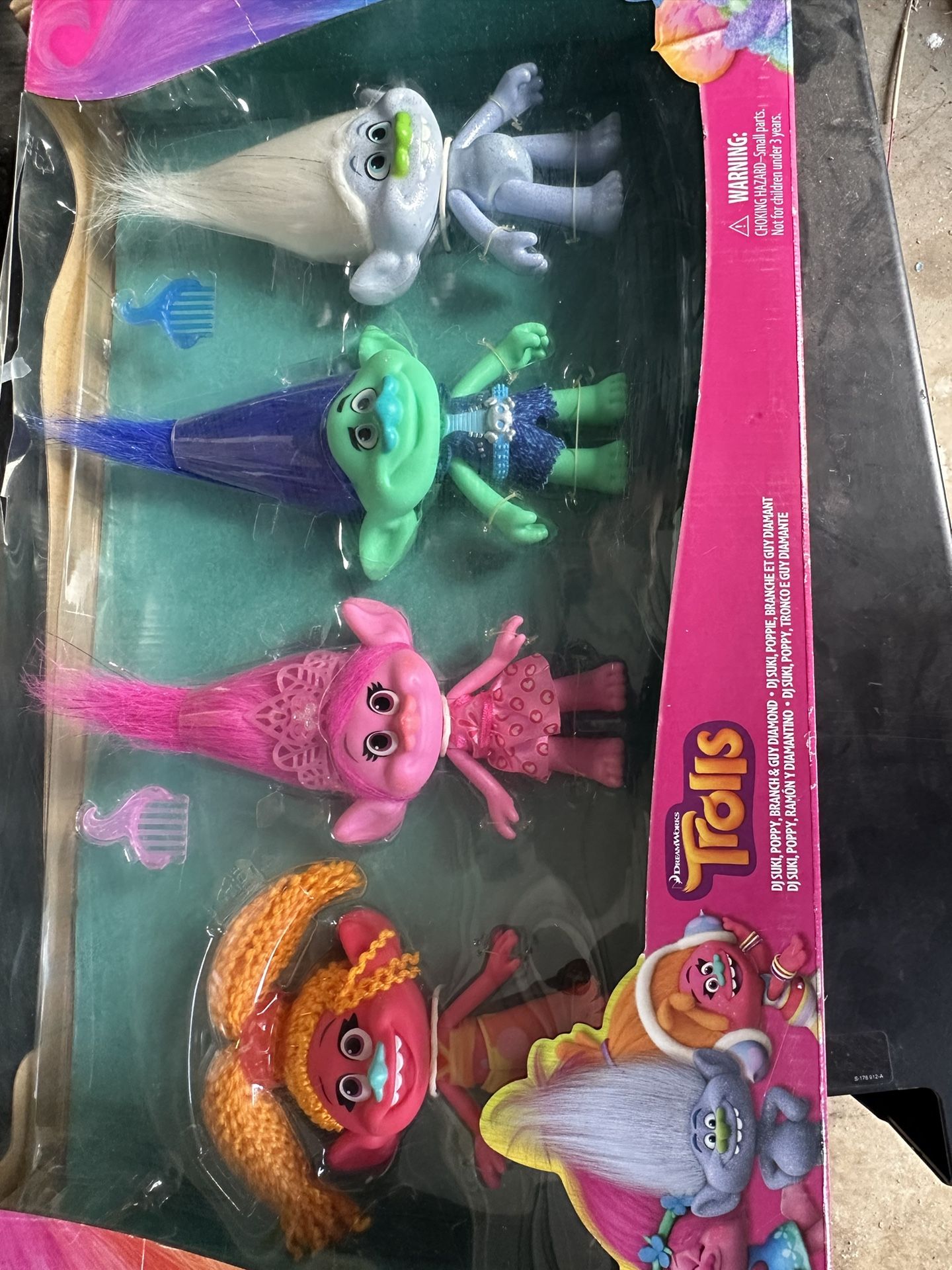 Trolls Gift Set