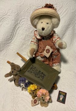 Boyds Bears T J’s Best Dressed Limited Edition Mrs Potter Gardener