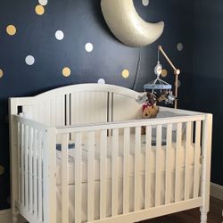 Pottery Barn Crib and Toddler Bed Extended System With Mattress And Crib Sheets