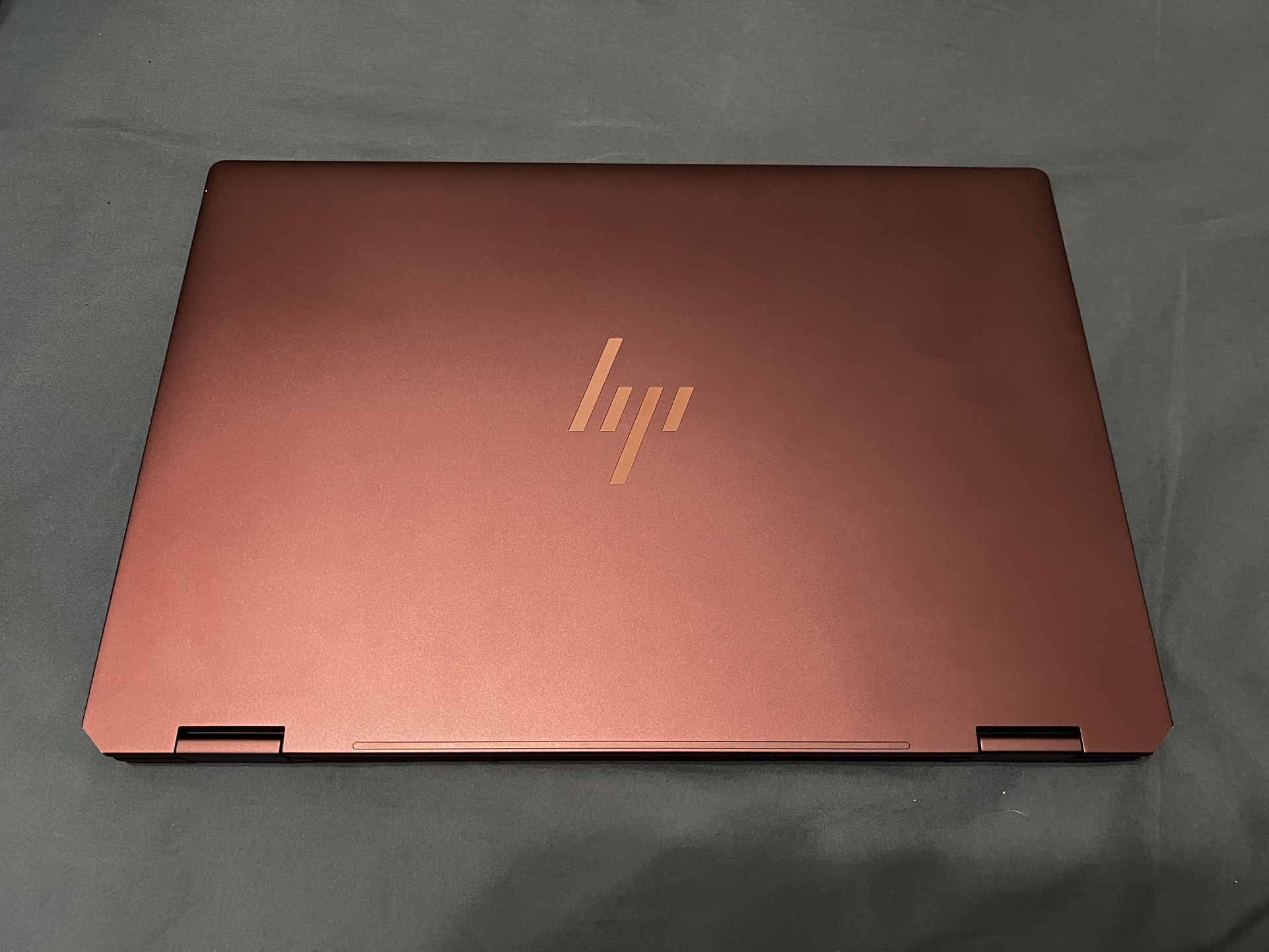 HP Spectre x360 2-in-1 Laptops 16-aa0023dx” 16in OLED Touch