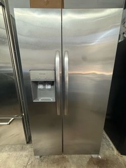 Frigidaire Side By Side Stainless Steel Refrigerator