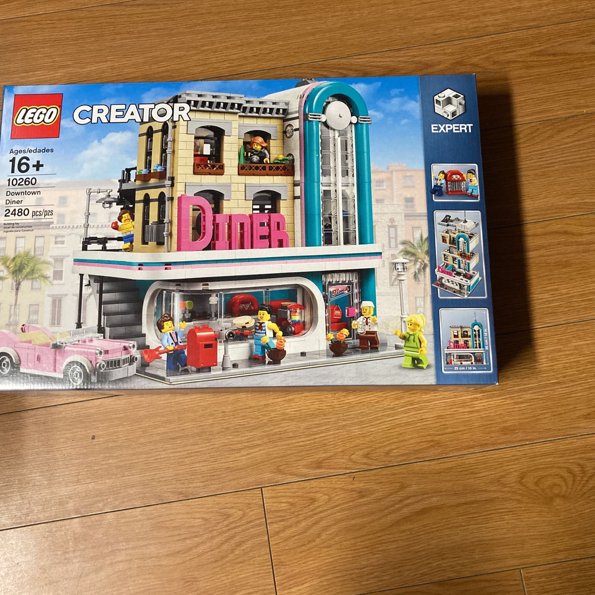 Lego Modular Building Downtown Diner 10260 New