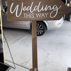 Wedding This Way Sign 