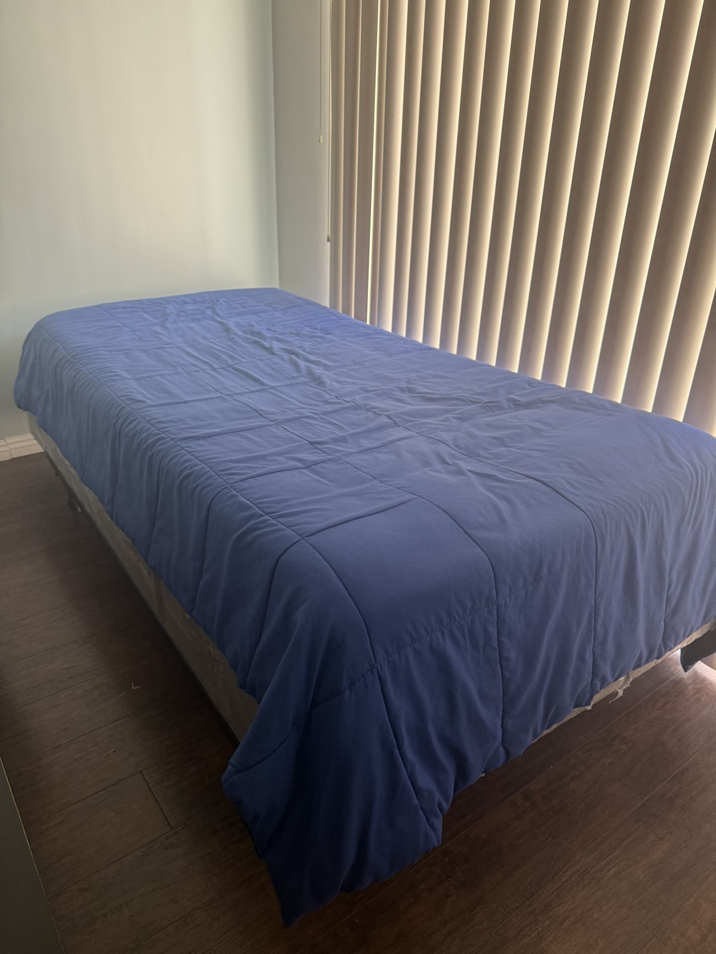 Twin Bed