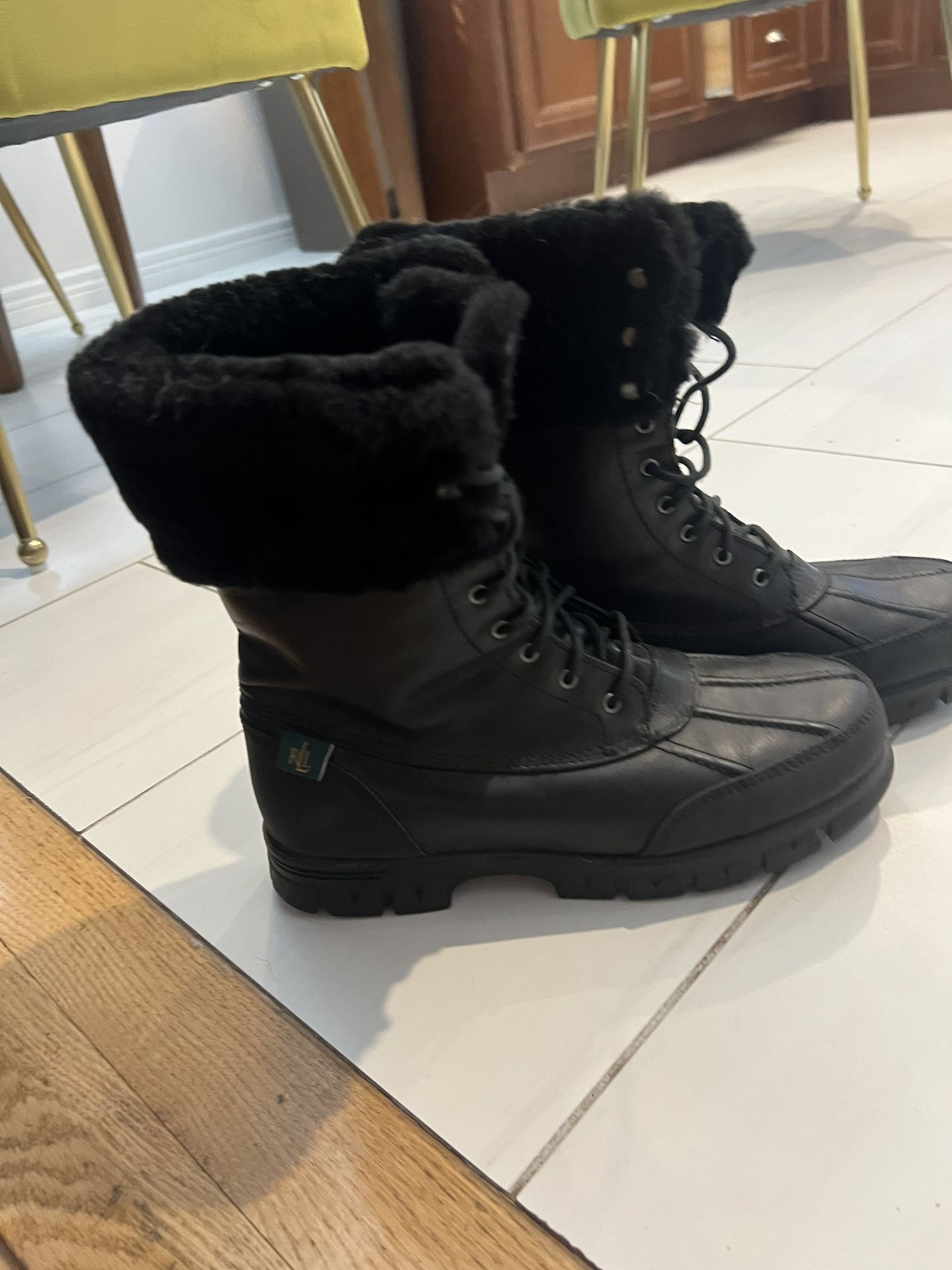 Ralph Lauren Women’s Snow Boots Waterproof With Fur Size 8.5