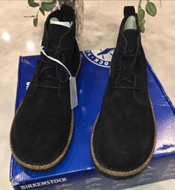 🖤 BIRKENSTOCK UPPSALA CHUKKA — $120