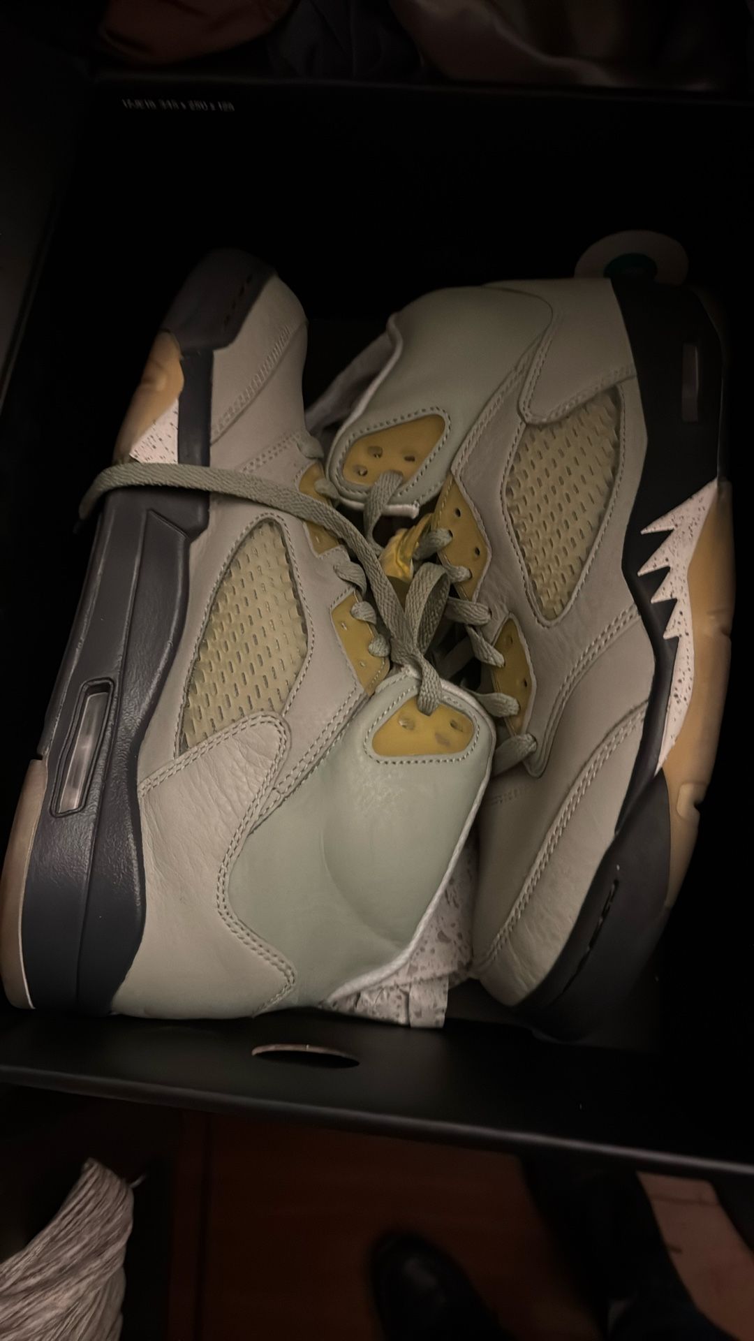 2005 Jordan 5 Size 10