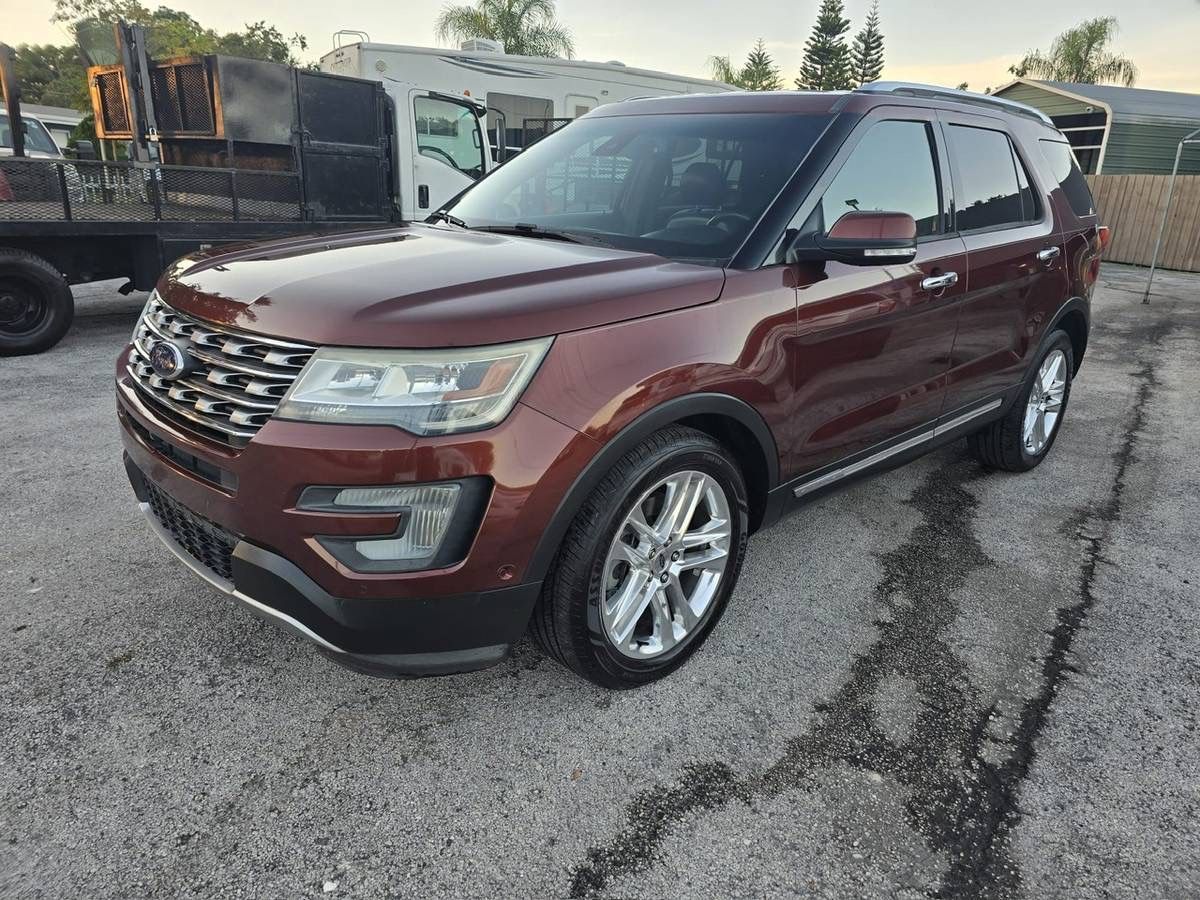 2016 Ford Explorer