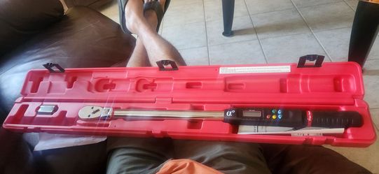 new mack 1/2 inch torque wrench