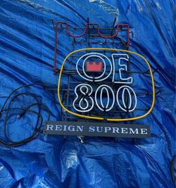 Olde English 800 Reign Supreme Neon Sign