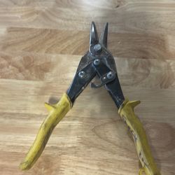 Tin snips