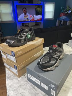 ASICS 9 1/2 And 9 DS Also New Balance 9060 DS 8.5