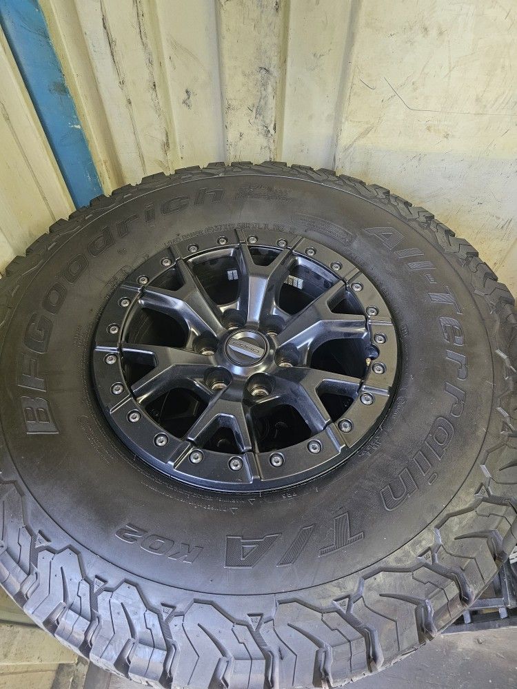 17" FORD RAPTOR OEM Wheels & Tires 