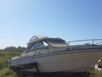 Glastron AVENTURA 21ft.