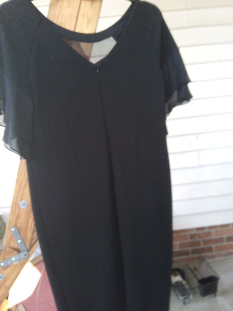 Elegant Black Dress
