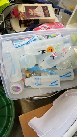 Box of Dr Brown bottles