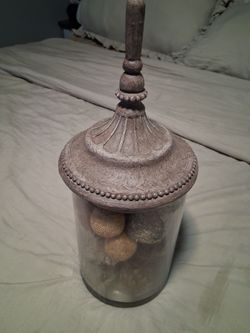 Glass centerpiece