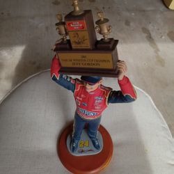 Statue