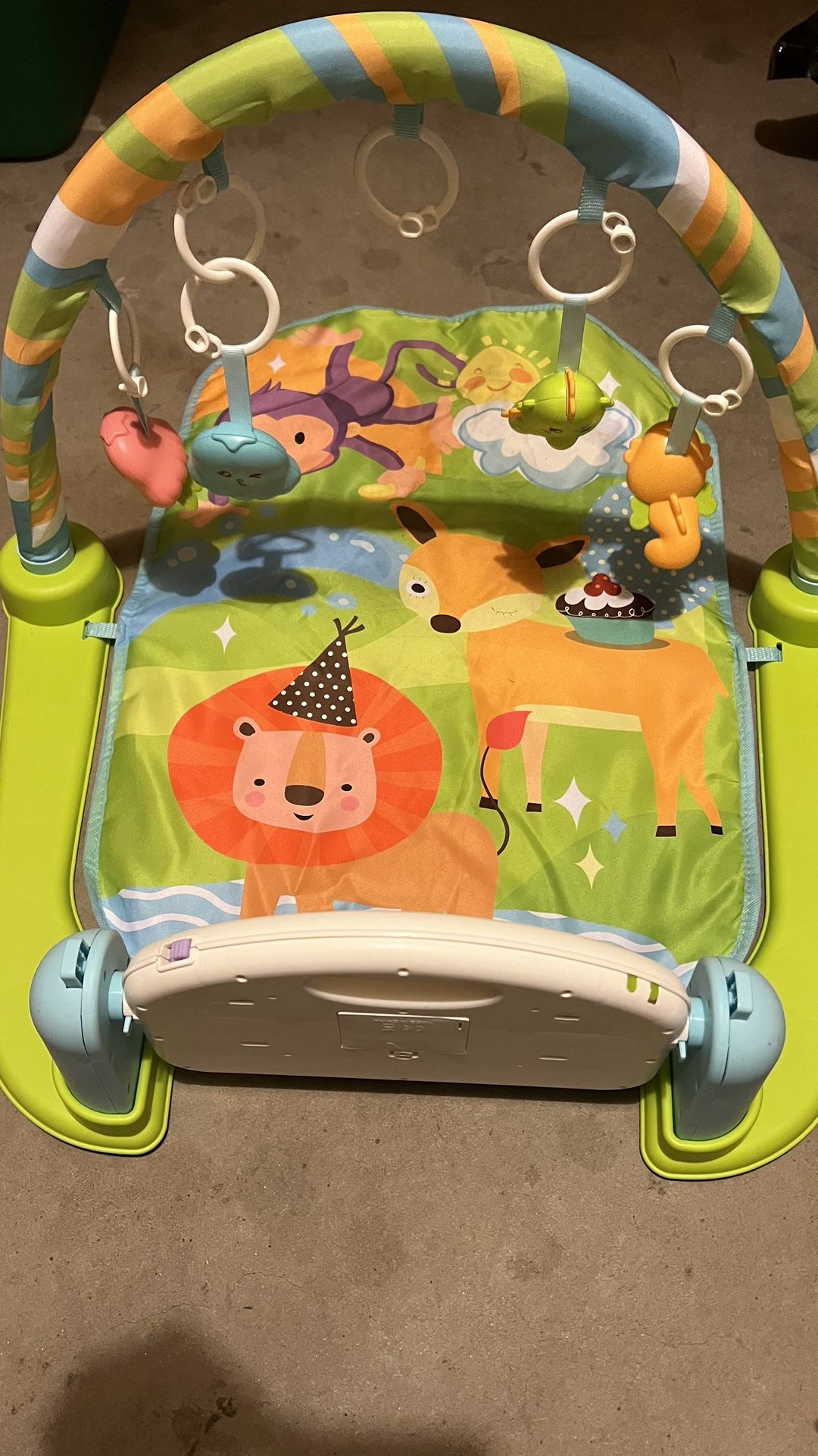 Infant Playmat And Kick Make Music