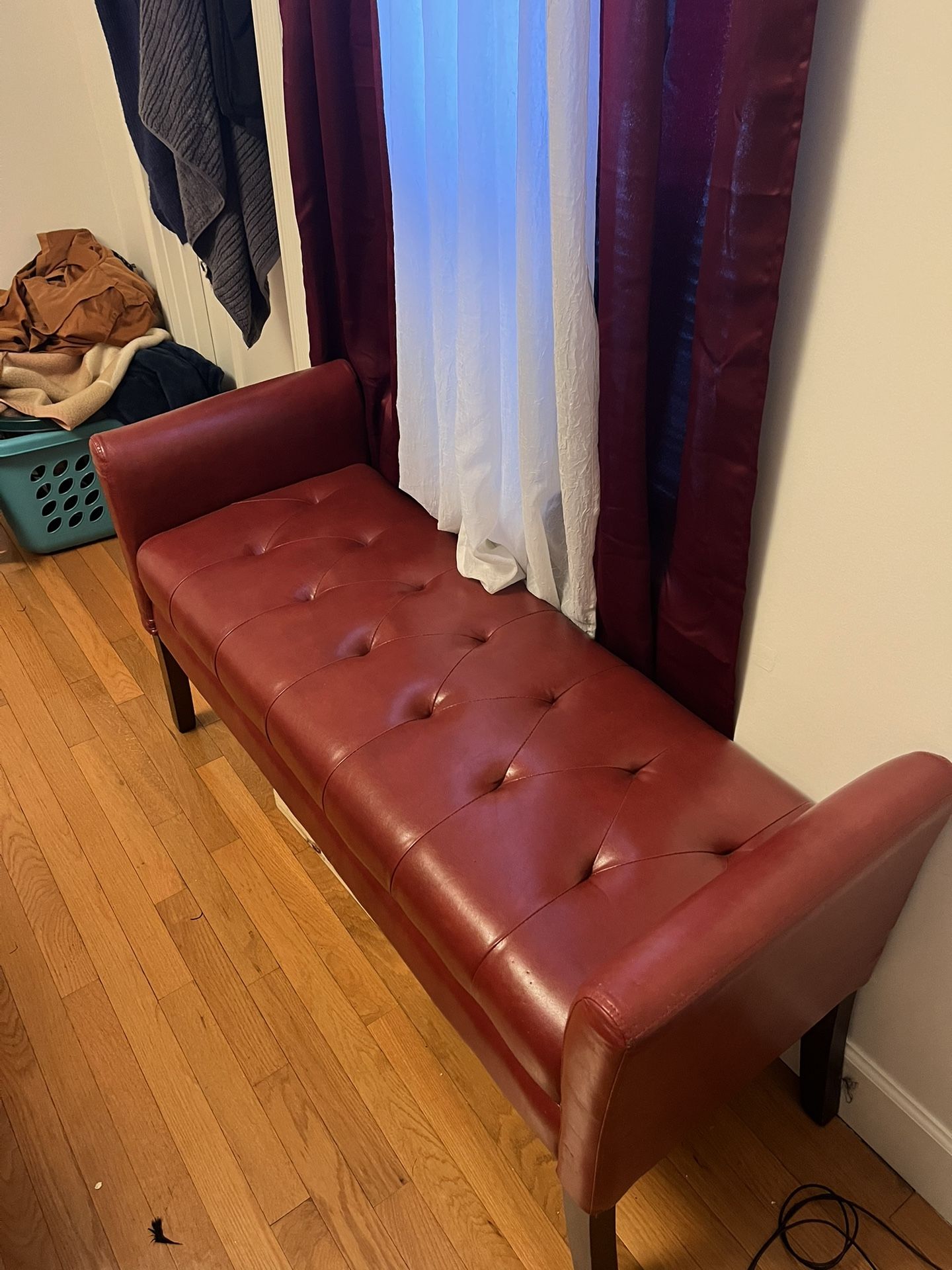 Chaise Bench