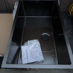 Kitchen Sink With Faucet *NEW*