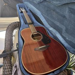 YAMAHA 
FG850 Acoustic Guitar