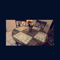 Marble Top Kitchen Table With 4 chairs 