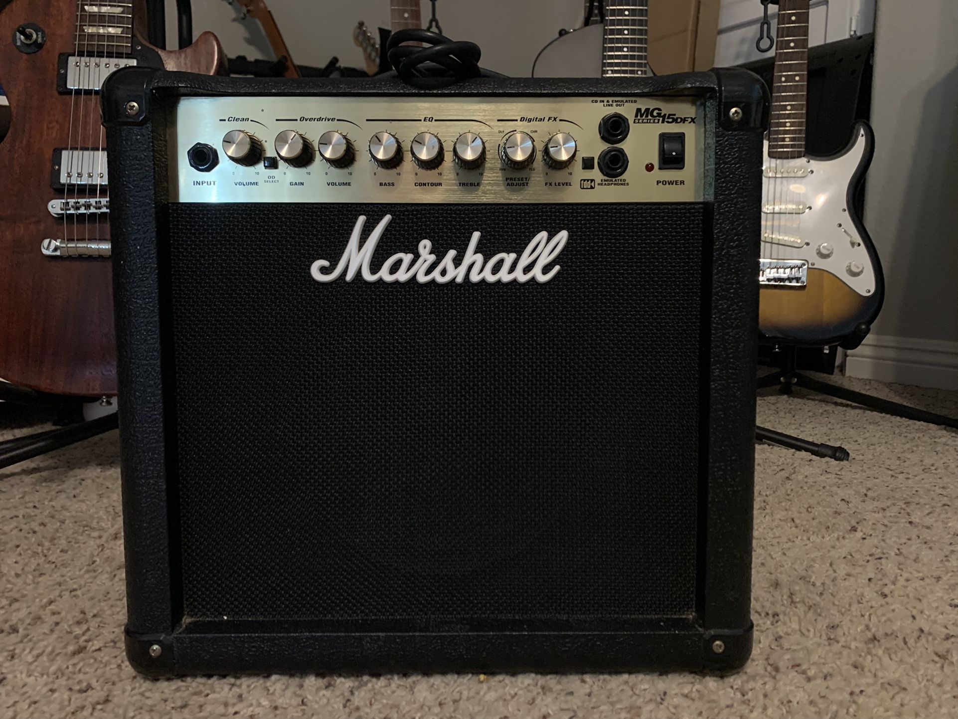 Marshall MG15DFX Electric Guitar Amplifier / Amp - 15w - AWESOME!