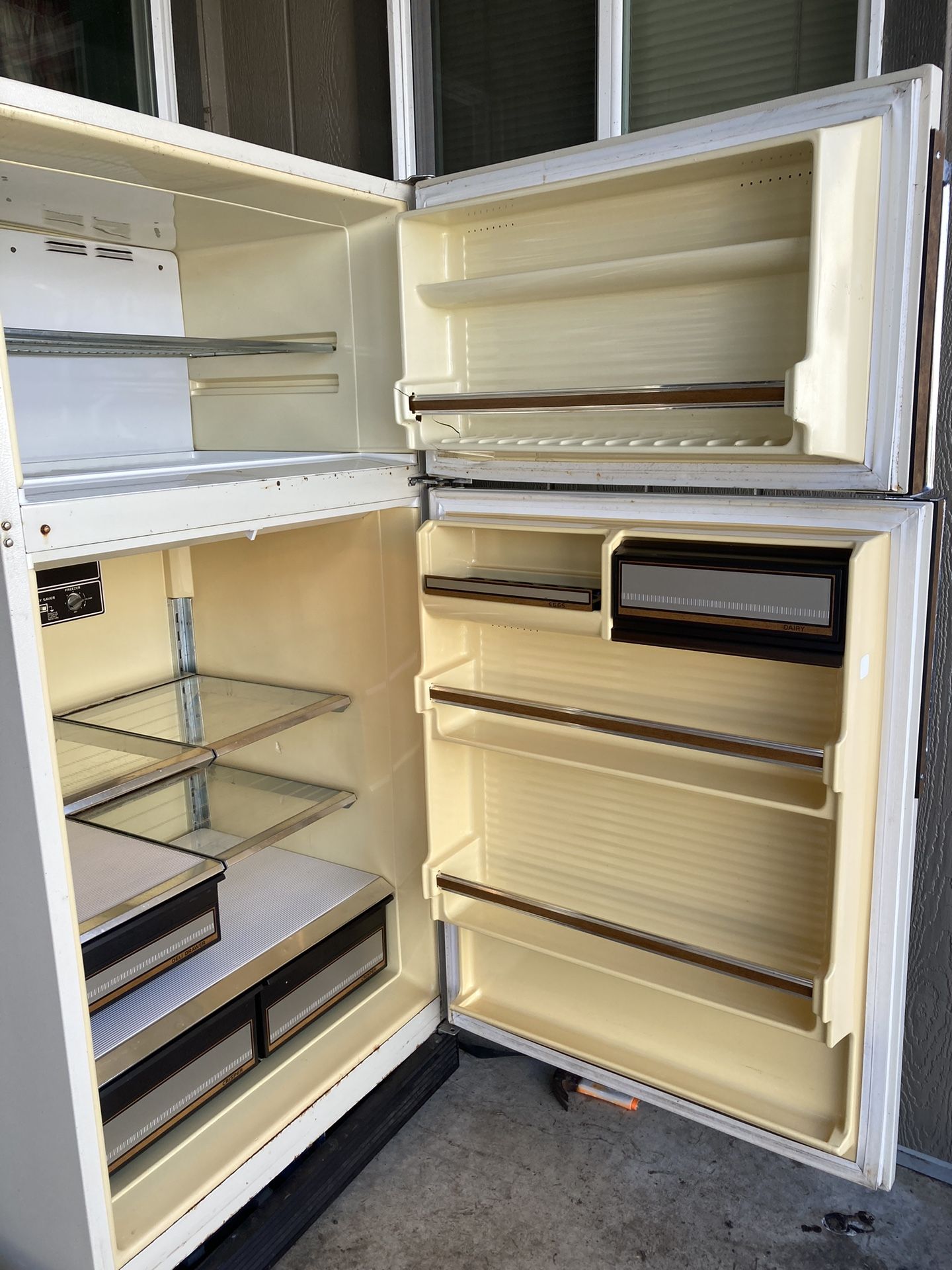 Amana Refrigerator