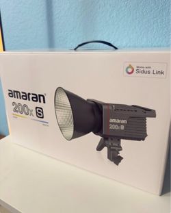 Amaran 200x S Bi-Color LED Video Light