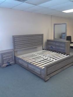 4PC EASTERN KING BEDROOM SET: EASTERN KING BED FRAME, DRESSER, MIRROR, NIGHTSTAND--WASHED TAUPE