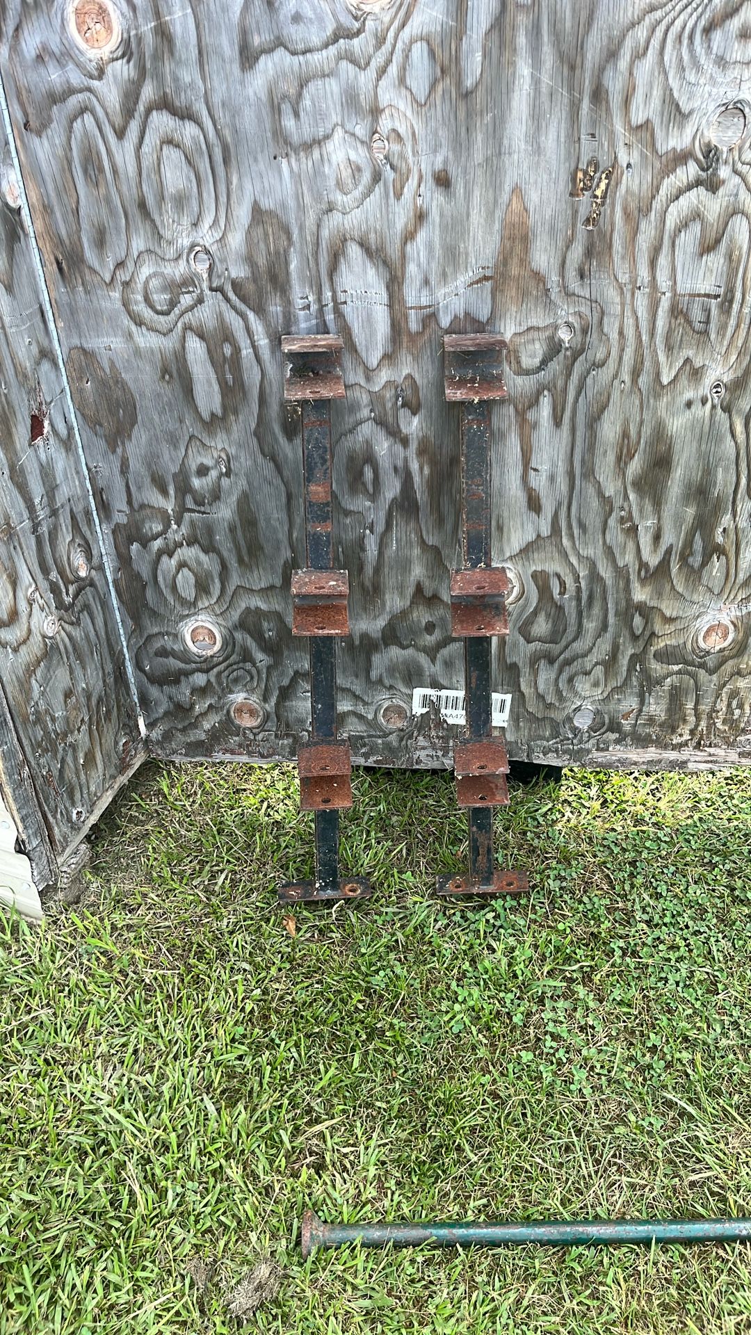 Weed Eater Holder For Trailer