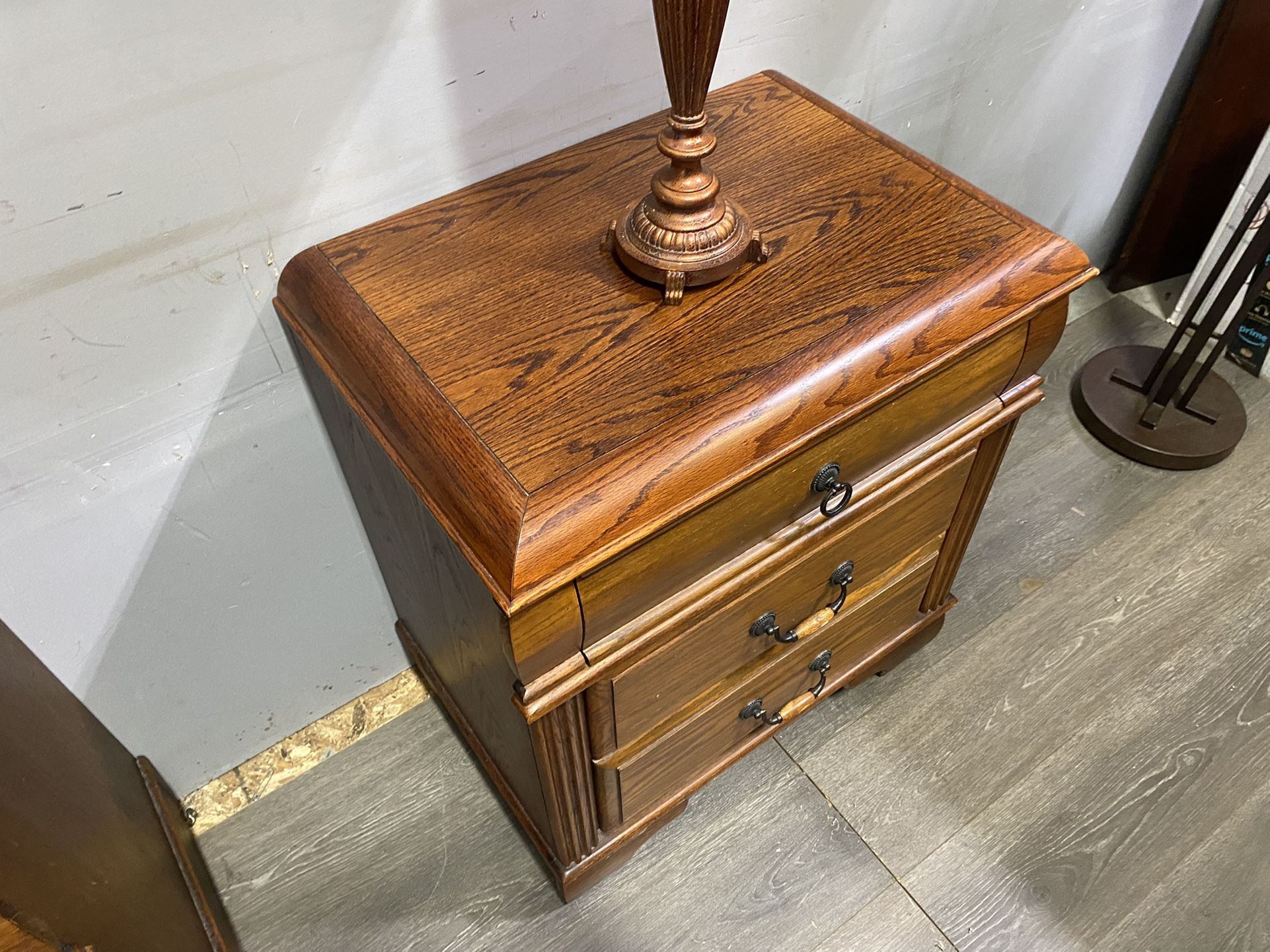 Like New Solid Wood Matching Nightstand Set Made By Blackhawk Furniture