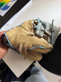 Marucci Glove