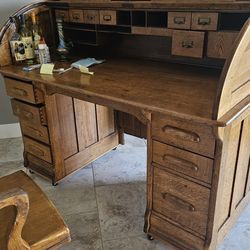 VINTAGE ROLL-TOP DESK! Solid wood.