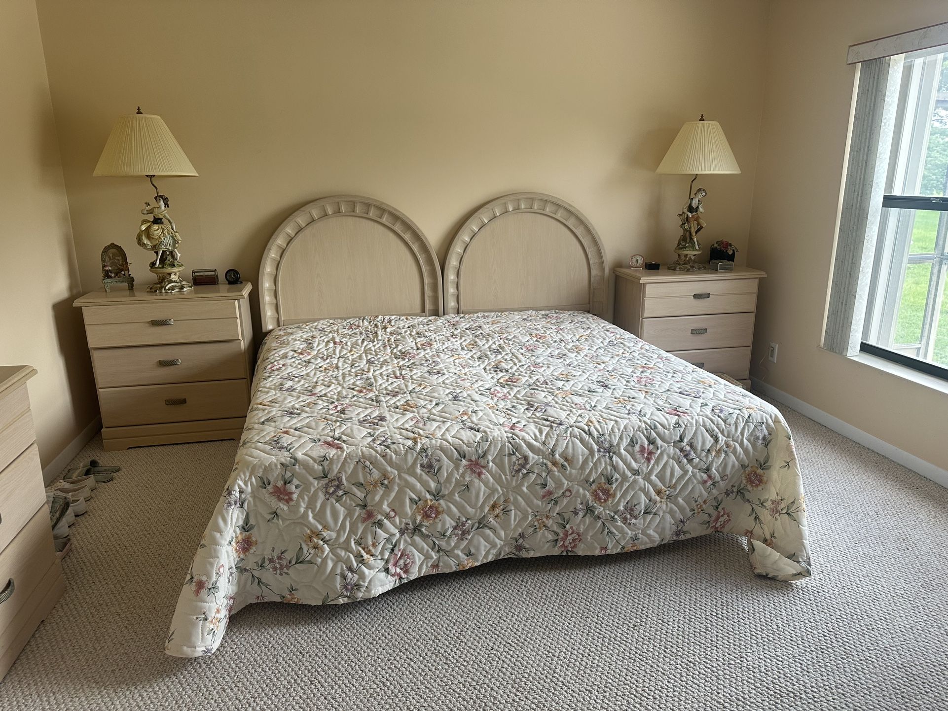 Bedroom set-light wood