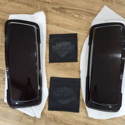 2011 Harley Saddlebag Lids
