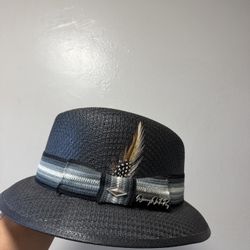 Fedora Style Hat   ,    Black  ,   Size 7   5/8   ,    $45