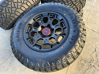 17" TRD PRO wheels Toyota Tacoma 4Runner Tundra Sequoia FJ