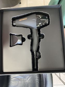 AMIKA Hair Dryer