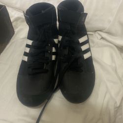 Adidas, Men’s Wrestling Shoes. HVC SIZE 7 1/2, 7 And A Half 