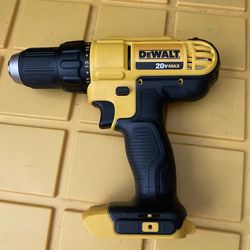 Dewal drill 20v. $35 Firm price. 🔥 tool only 🔥 pick up in van nuys