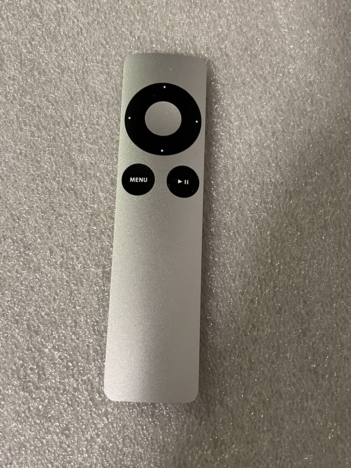 Genuine Apple Remote for Apple TV Silver OEM Model A1294 MM4T2AM/A Tested