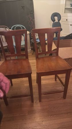 2  tall chairs sturdy !