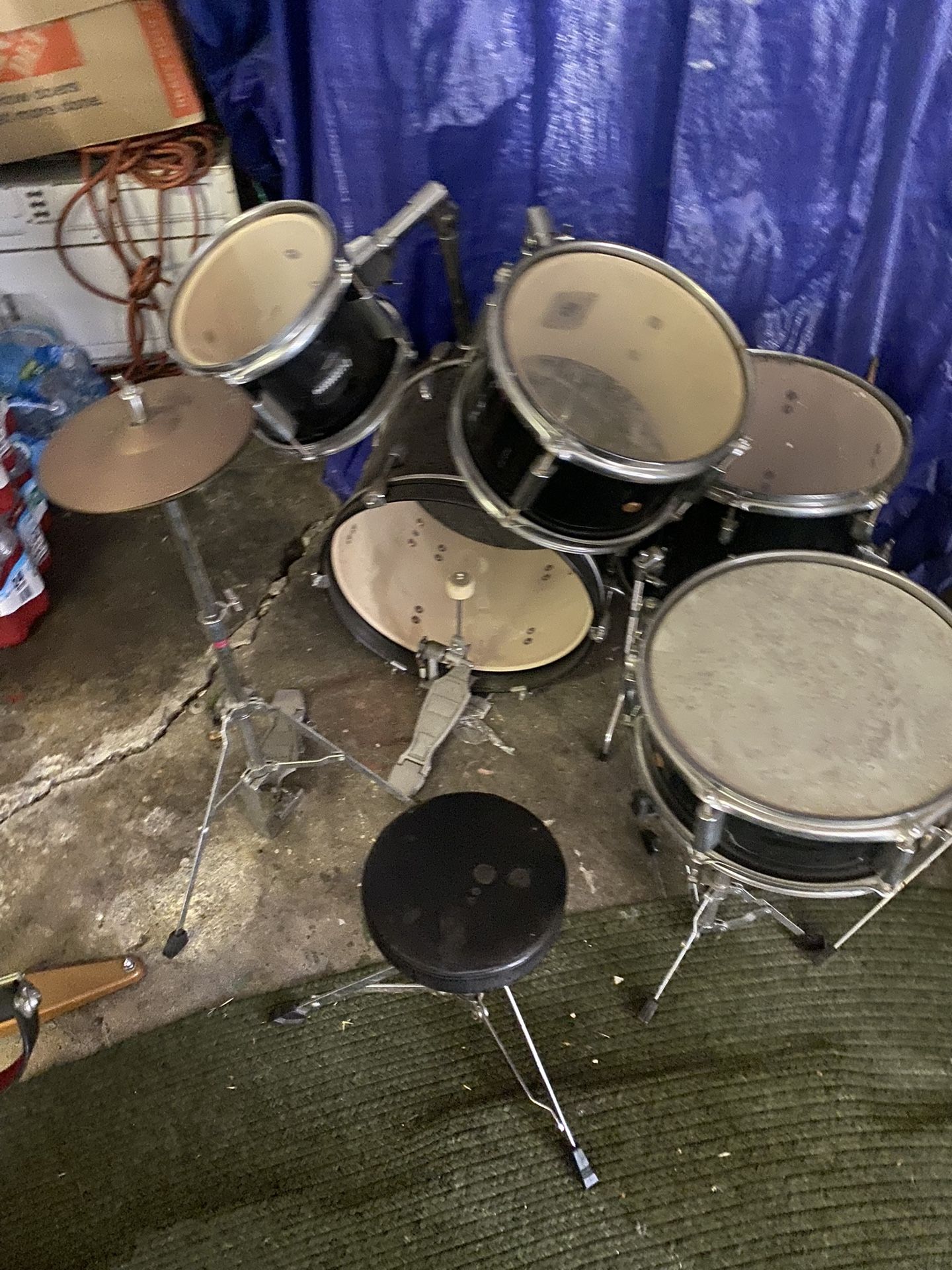 Kid’s Drum Set