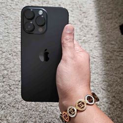Apple  IPhone  14  Pro Max 